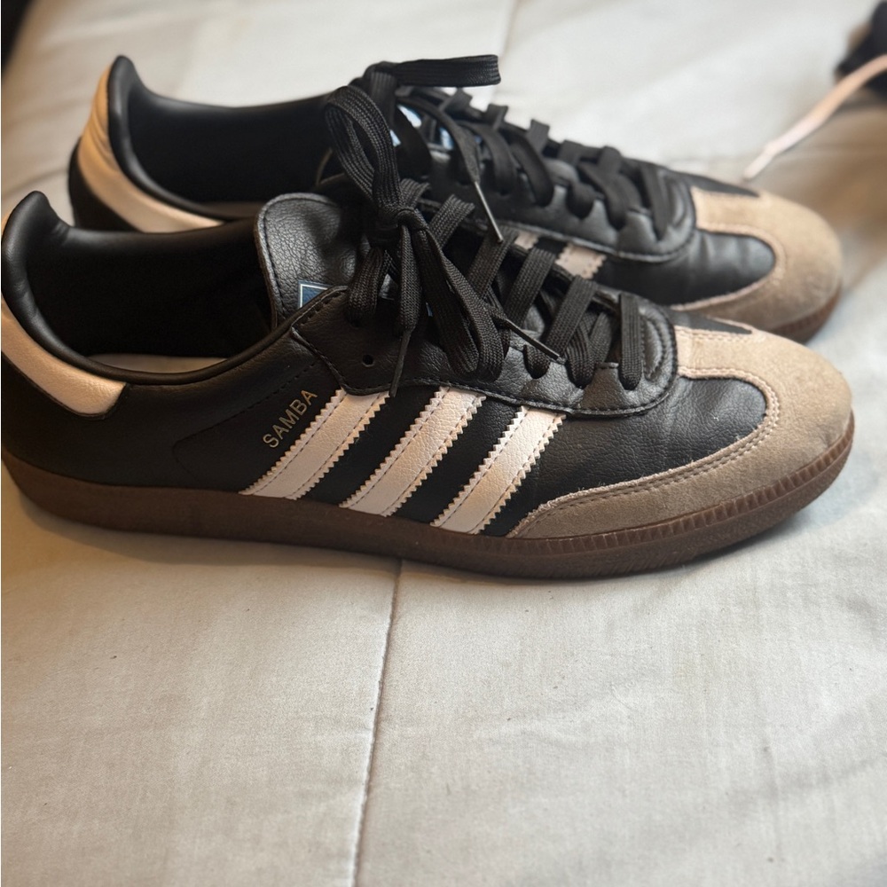 SAMBA MENS SHOES